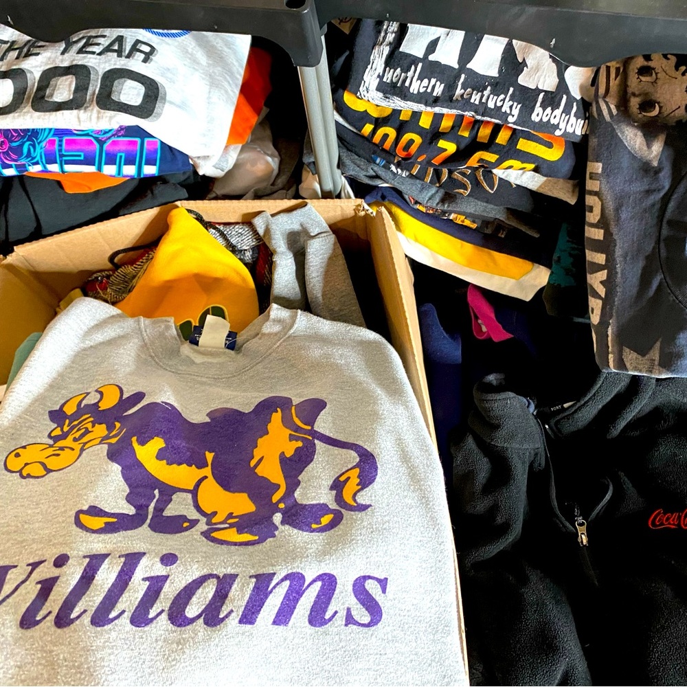 Vintage Wholesale Boxes - 25 pieces